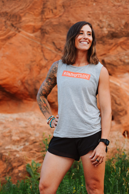 Women’s Muscle Tank – Strength in Simplicity